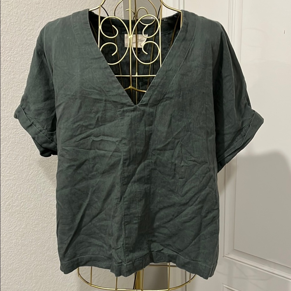 Universal Thread Forest Green Top - image 1
